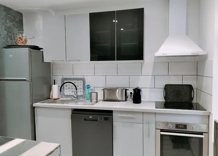 Appartement 300m From The *